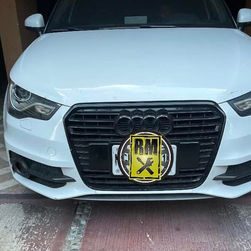 Faros nuevos instalados después